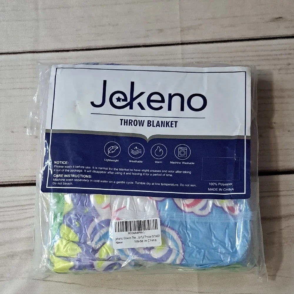 Glow In The Dark Throw Blanket Unicorn Design